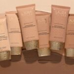 LAURA GELLER NEW YORK Quench-n-Tint Hydrating Foundation - Medium - Sheer to Light Buildable Coverage - Natural Glow Finish - Lightweight Formula with Hyaluronic Acid - Image 7