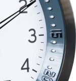 La Crosse Technology 404-54667-INT 10-Inch Atomic Chapter Ring Stainless Steel Analog Clock - Image 5