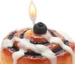 Cinnamon Roll Candle Food Shaped Cinnamon Scented Candles Unique Candle Gifts for Women Men Ideal for Fall, Home Decorations - Image 8