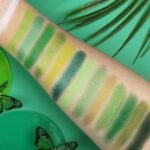 UCANBE Green Eyeshadow Makeup Palette, 15 Colors Bright Dark Green Shimmer Matte Metallic Glitter Eye Shadow, Forest Emerald Lime Pallet Kit for Cosplay Parties Christmas Halloween SFX - Image 5