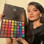 UCANBE EXOTIC FLAVORS Eyeshadow Palette + 15 PCS Eye Brushes Makeup Set 48 Colors Neon Shimmer Matte Glitter Eye Shadow Po. - Image 3