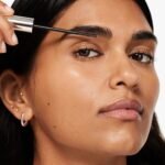 Clinique Just Browsing Clear Sculpting Gel | Waterproof + Smudgeproof | Non-clumping, Non-flaking, Clear, 0.3 Fl Oz - Image 5