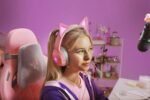 Razer Kraken Kitty V2 USB Wired RGB Headset: Chroma Kitty Ears - Stream Reactive Lighting - HyperClear Cardioid Mic - Triforce 40 mm Drivers - 7.1 Surround Sound - Quartz Pink (Renewed) - Image 4