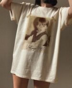 Personalized Birthday Shirt with Year, Custom Senior 2026 T-Shirt with Picture Upload, Retro Gift for 30 Year Old - Image 4