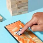 Official Hasbro Games Jenga Game | Digital Die for 6 More Ways to Play | Original Wood Block Game | Stacking Tower | Ages 6+ | 1+ Players | Party Games - Image 4