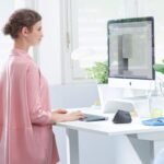 Logitech MX Vertical Wireless Mouse – Ergonomic Design Reduces Muscle Strain, Move Content Between 3 Windows and Apple Computers, Rechargeable, Graphite - Image 11