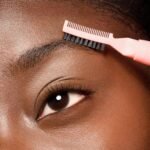 essence | Brow Lift & Freeze Glue | Fluffy, Flake Free Brows| 3-in-1 Applicator | Vegan & Cruelty Free - Image 6