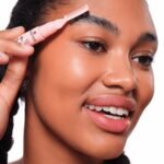 essence | Brow Lift & Freeze Glue | Fluffy, Flake Free Brows| 3-in-1 Applicator | Vegan & Cruelty Free - Image 9