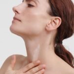 Dr. Hauschka Regenerating Neck and Decollete Cream, 1.3 Fl Oz - Image 4