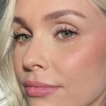 Sandstone Scandinavia Hypoallergenic Eyeshadow (262 White-ish) | Long-Lasting, Blendable Single Eye Shadow, Fragrance-Free, Vegan and for Sensitive Eyes - Image 3